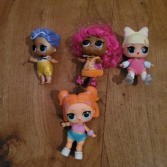 LOL Surprise Dolls Lot Of 4 - Picture 1 of 6
